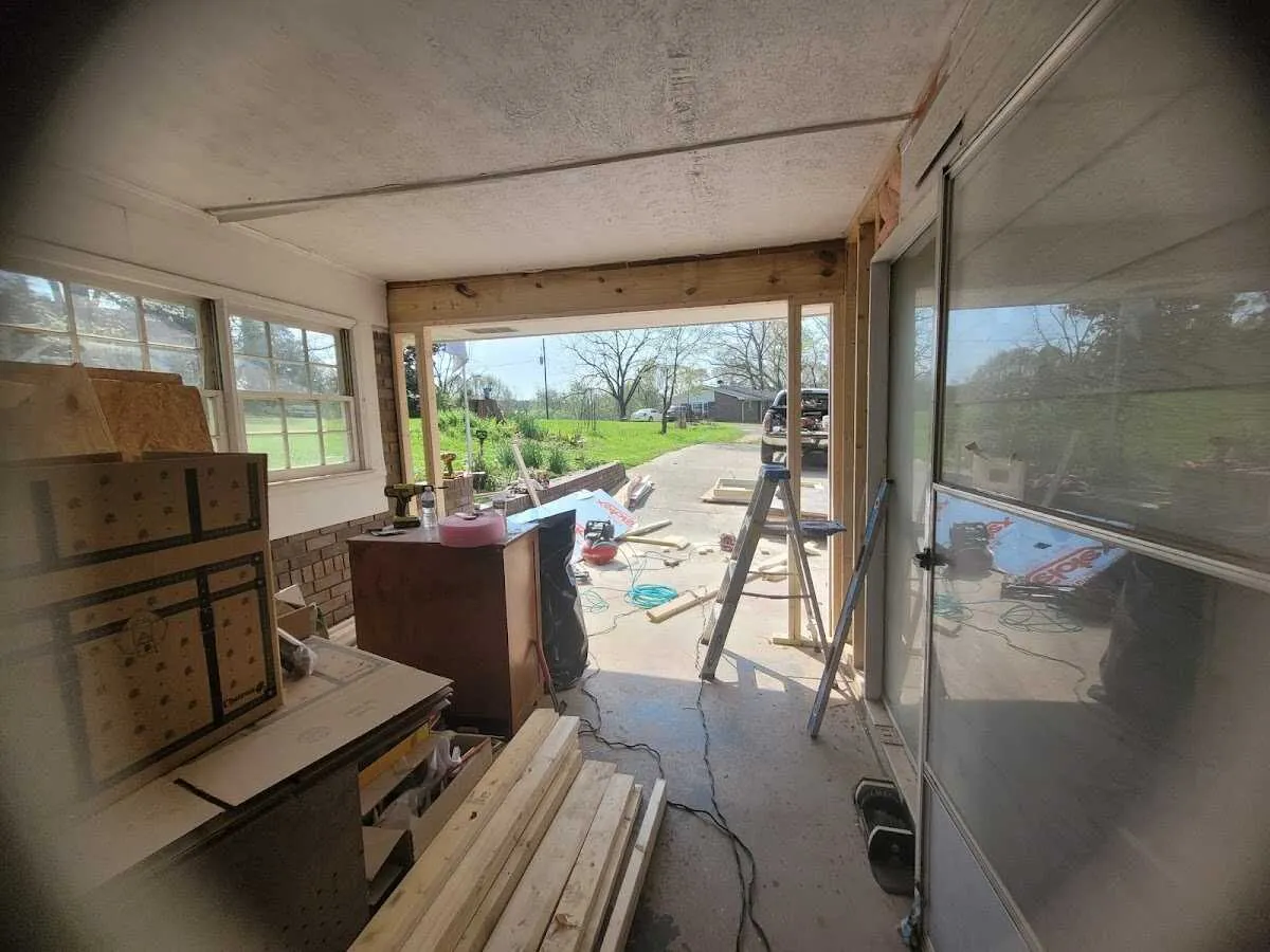 Air movers and dehumidifier for Water Mitigation Services in Pennfield